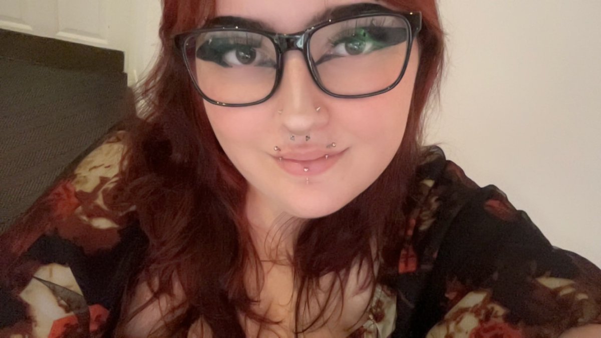 Full of smiles while I ruin you financially and mentally 😉