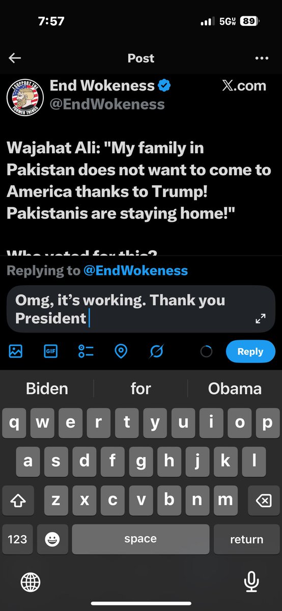 ConmanProline's tweet image. wtf is wrong with the predictive text on this crappy iPhone? So much for Apple intelligence.