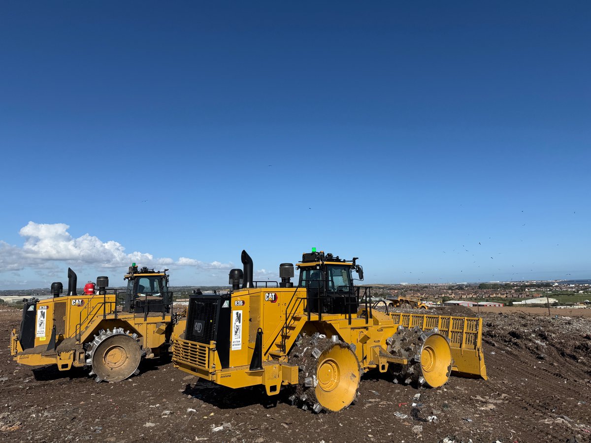 LMachinery's tweet image. Compacting mountains of waste into solid ground - our CAT 836&apos;s don’t mess around. Call on 01695 338890 or enquire today to find out more about our rental options. #CAT #Compactor