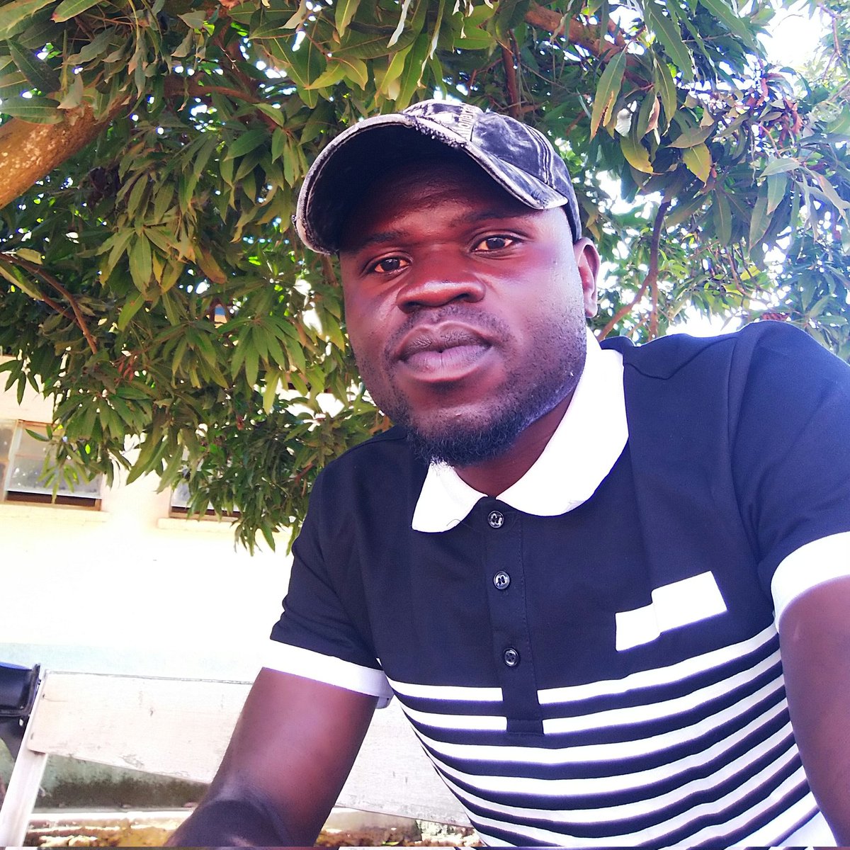 AmatiRonald's tweet photo. #NewProfilePic https://t.co/cMkSPvBtrs