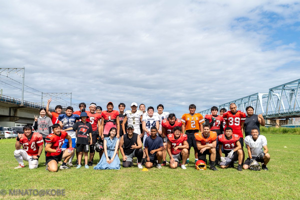 KamakuraLazarus's tweet photo. 9/21 合同練習@多摩川🔥
東京ローバックスさんと合同練習でした。
次戦へ集中モード💪 一戦一戦が勝負。次戦必勝で挑みます！

📷: @immelmann_
#アメフト #JPFF #鎌倉 #AmericanFootball @MFChannel119263 https://t.co/XvUg0G2Sl1
