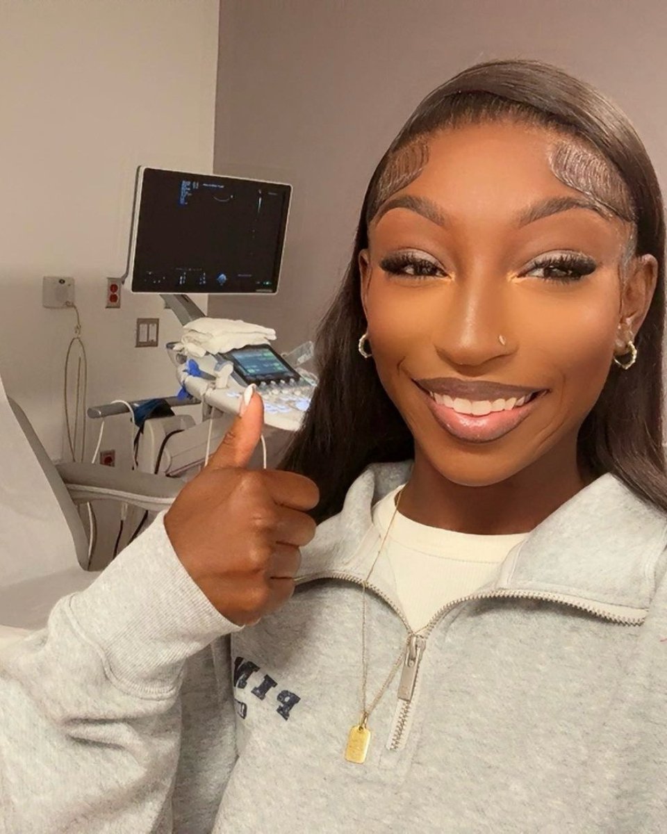 family_source's tweet image. ✨ Our amazing surrogate Ty’le traveled to Chicago for her embryo transfer, and we’re sending all the sticky vibes to her and our intended parents! 💕 Every step is filled with hope, love, and the promise of making dreams come true. #surrogacyjourney #surrogate #embryotransfer