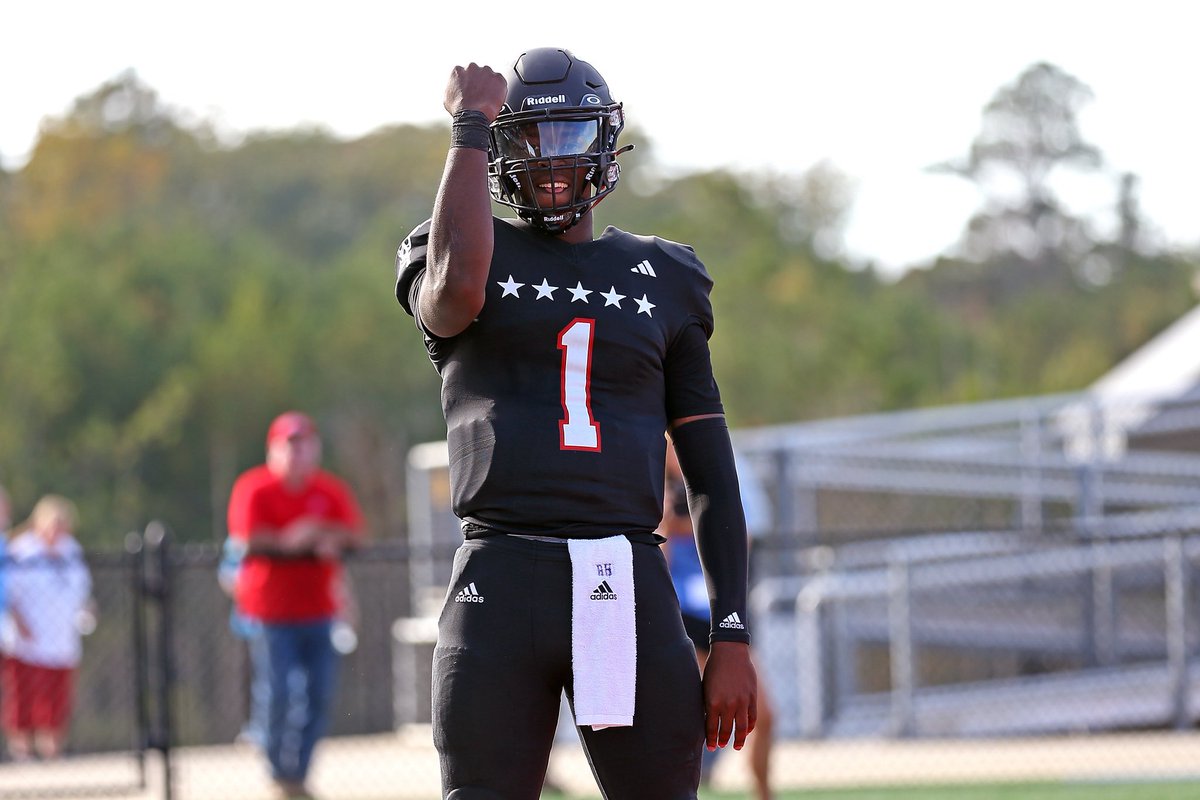 Blessed to receive an offer from East Mississippi 🖤❤️<a href="/CoachStory_EMCC/">Michael Story</a> 
 
<a href="/CopiahFootball/">Copiah Football</a> <a href="/MacCorleone74/">Rion (Ree-un) Young</a> <a href="/LawrencHopkins/">Lawrence Hopkins</a> <a href="/ShedrickMckenz2/">Miss-Lou Recruits</a> <a href="/247Sports/">247Sports</a> <a href="/Rivals/">Rivals</a>
