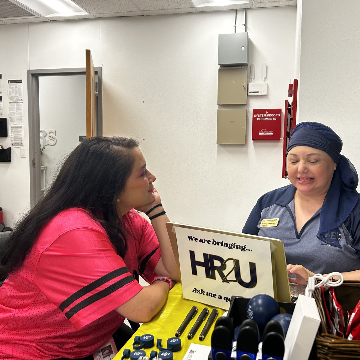 🐺💙 HR2U made a stop at Zellars Early Childhood Learning Center today!
Our pop-up help desk offered quick, one-on-one support. Everything from benefits and payroll guidance to HR resources, plus a little Lobo swag for good measure. Thanks for having us, Zellars! <a href="/leisd/">Little Elm ISD</a>