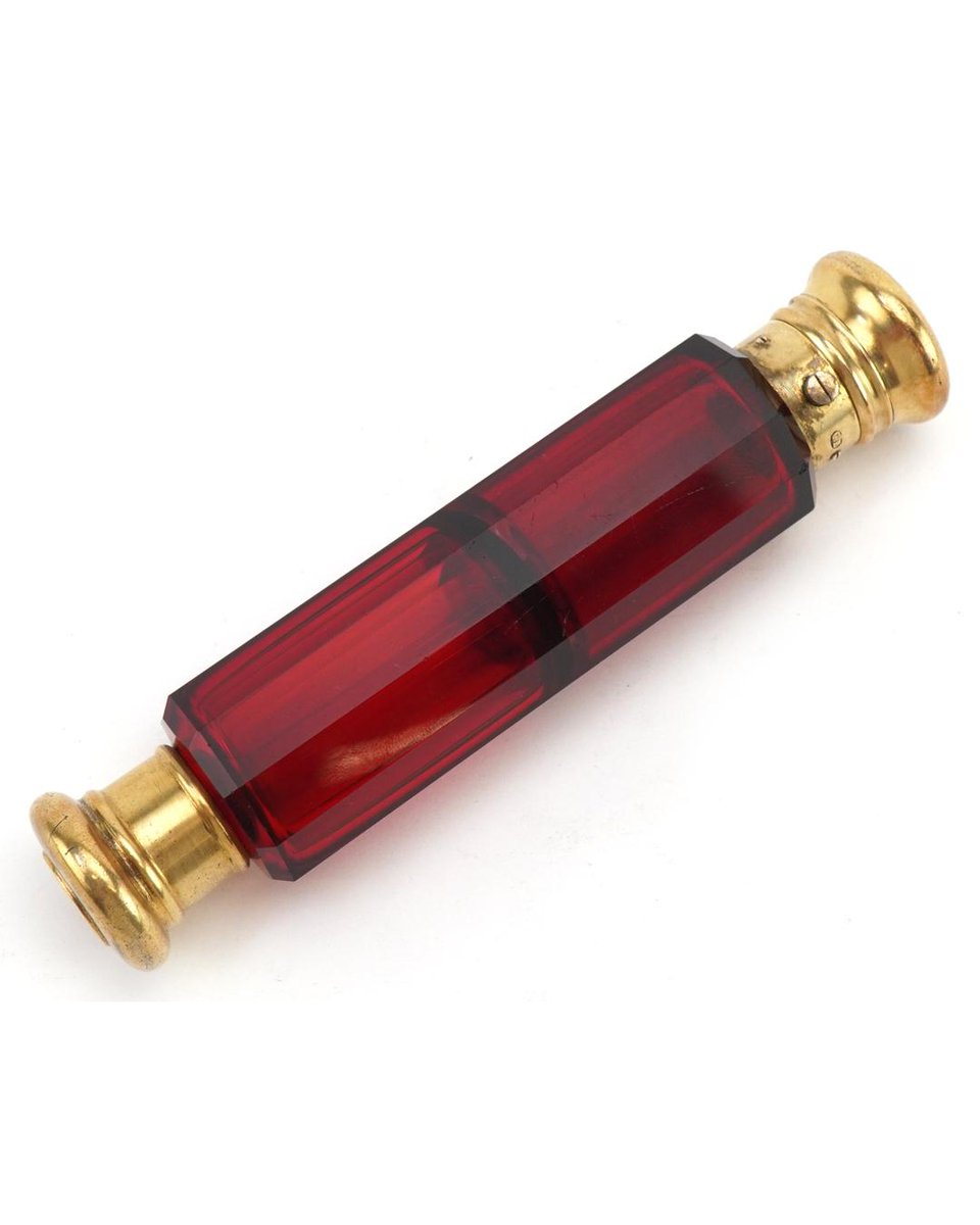 eastbourneauct's tweet image. Join us on 6th Oct for our Antiques, Collectables and Jewellery Sale!

Lot No 44 is a Victorian  ruby glass scent bottle with silver gilt mounts, retailed by Baxter.

Take a look here: tinyurl.com/eboctsale

#eastbourneauction #victorianscentbottle #rubyglass