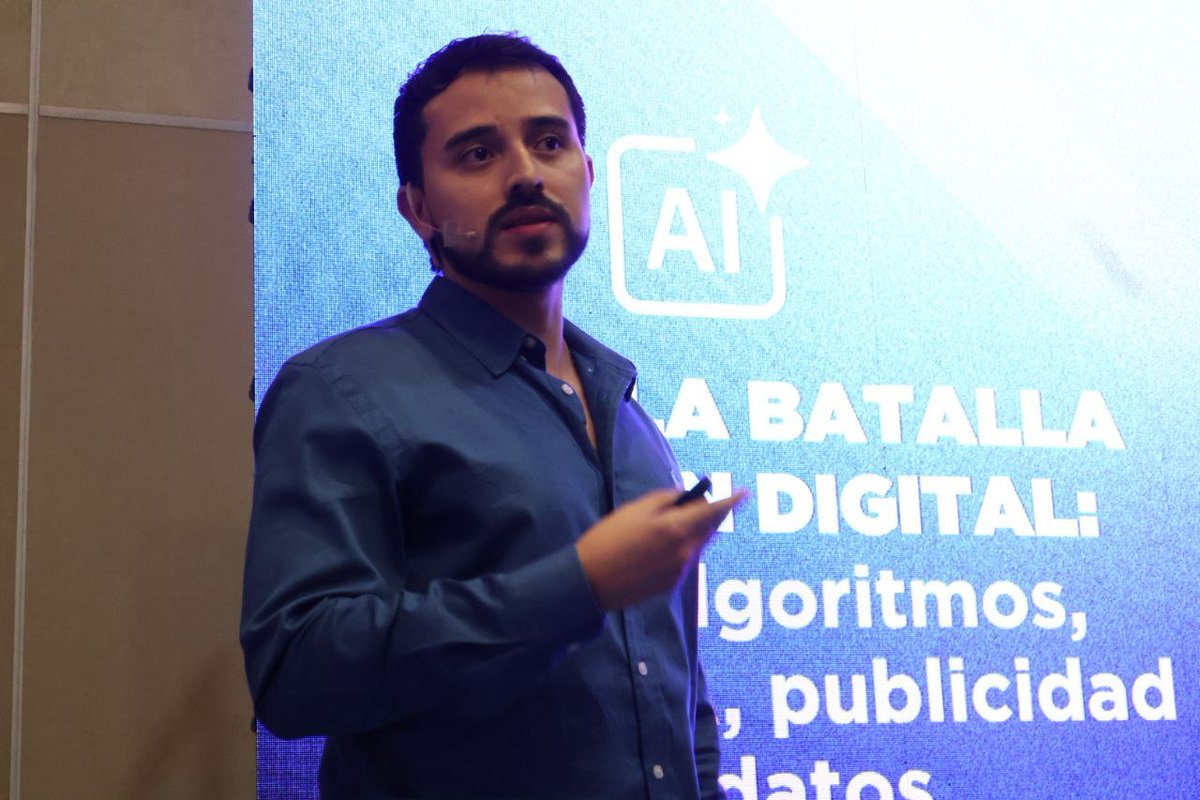 🇨🇴📊 <a href="/santiagouriber/">Santiago Uribe</a>  en la #CumbreCartagena 
“De la Data al Relato”: #Storytelling hipersegmentado y embudos de conversión que transforman las campañas 🗳️
👉Sé parte de la conversación global 💡🌎 <a href="/CumbreCP/">CumbreCP</a> #SomosSufragio