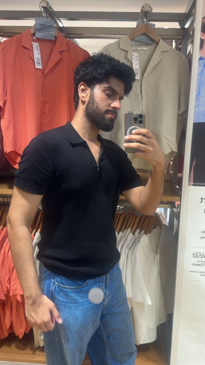 prateek tweet media