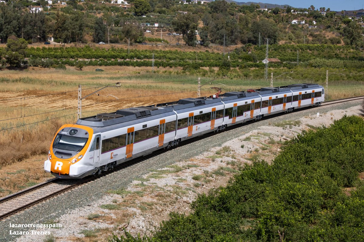 Renfe 465.236 Rodalies pasando por Álora Málaga después haber salido TCR de Los Prados destino Barcelona <a href="/Renfe/">Renfe</a> #rodalies #renfe #trains #Fotos #renfe #Railway
