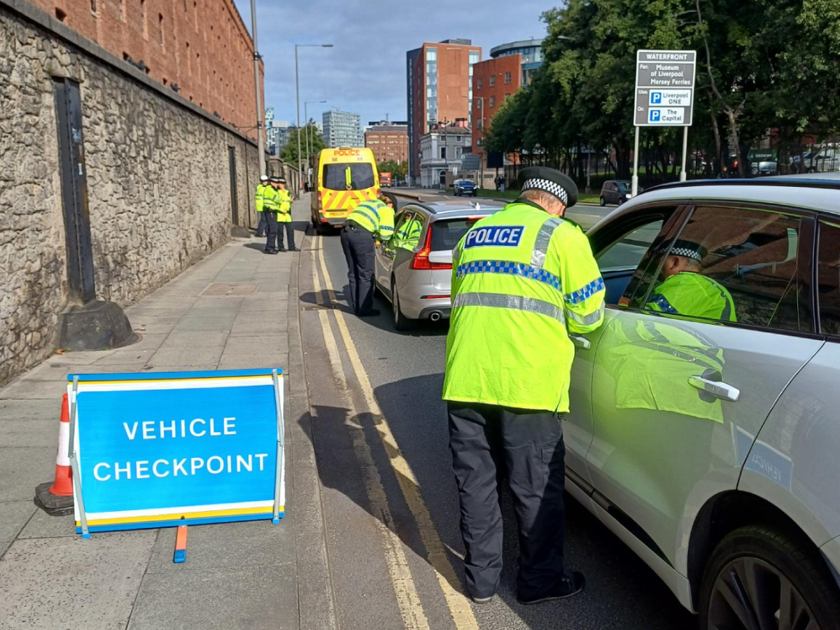 MerseyPolice's tweet image. Lots of #ProjectServator deployments across the city this week, incl. @ACCLiverpool & @LPL_Airport to disrupt criminal activity and keep you safe.
@MerPolTraffic supported at a vehicle checkpoint and officers have been speaking to the public, encouraging vigilance.
Nothing…