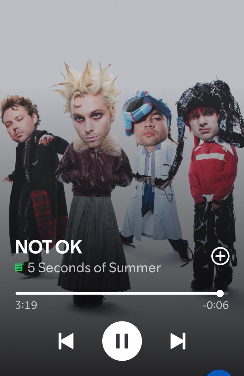 tearsofcaroline's tweet image. hey so this is absolutely gonna EAT live