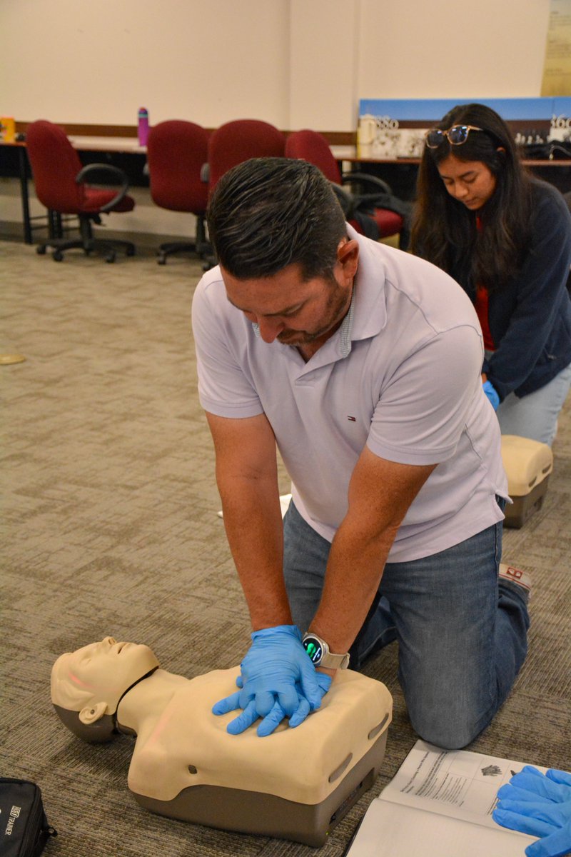 usibwc's tweet image. #USIBWC field personnel completed CPR, AED, and basic first aid re-certification this week. Special thanks to @RedCross for delivering expert training and certification!

From remote levees to river stations, our teams often work far from emergency services. This training ensures…