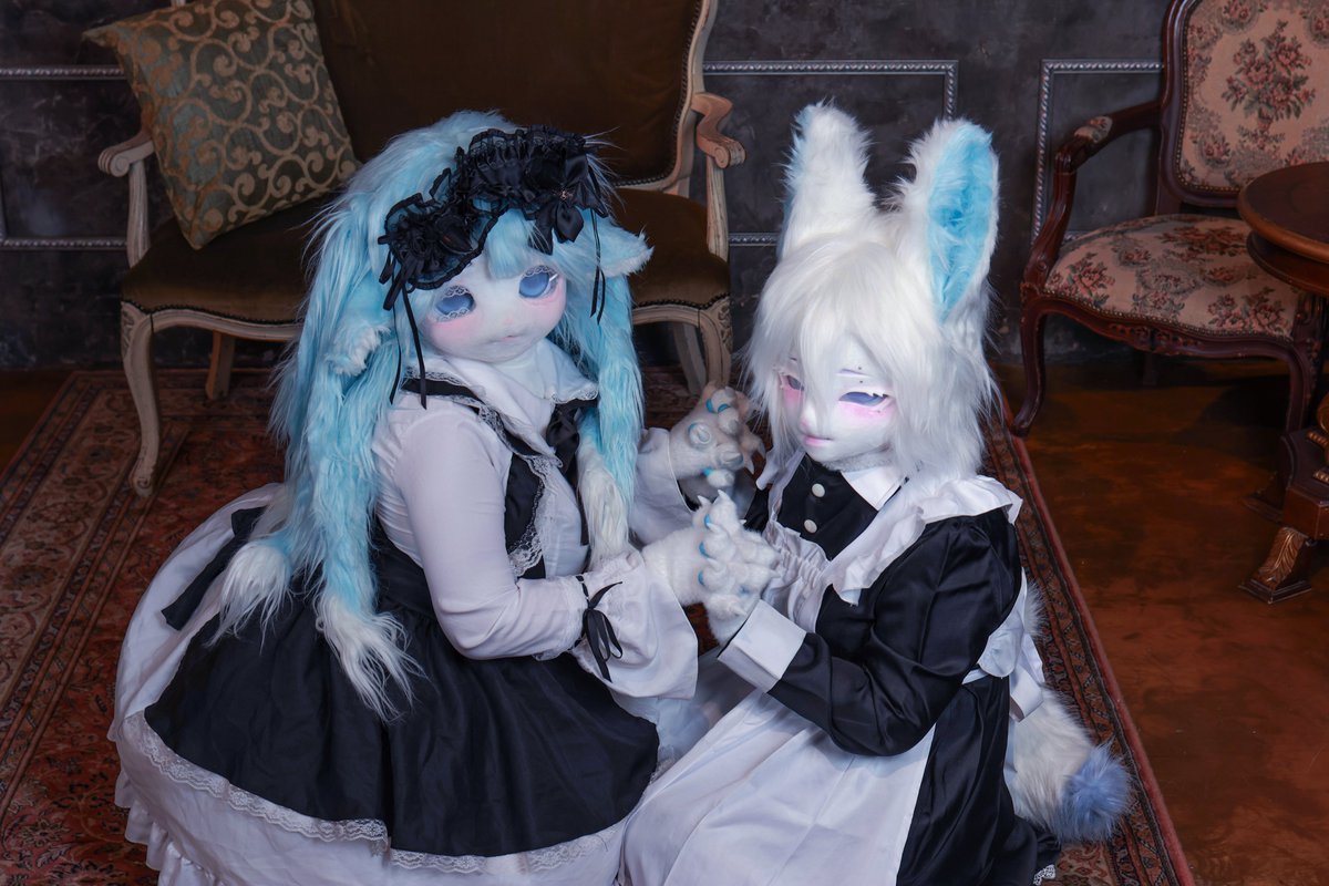 #fursuit #FursuitFriday #아오_시로

당신의 전속 메이드들, 인사드릴게요🩵