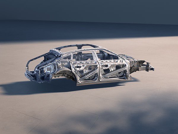 linconbravos's tweet image. Luxury meets the open road at sunset.