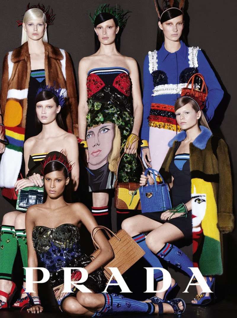 cacdisk's tweet photo. @VVFriedman This is Raf Simons, not Miuccia. Even the colors are *his* signature colors, no excentricities from old Prada. Raf could never do smth like this https://t.co/8dBuaJwyyQ