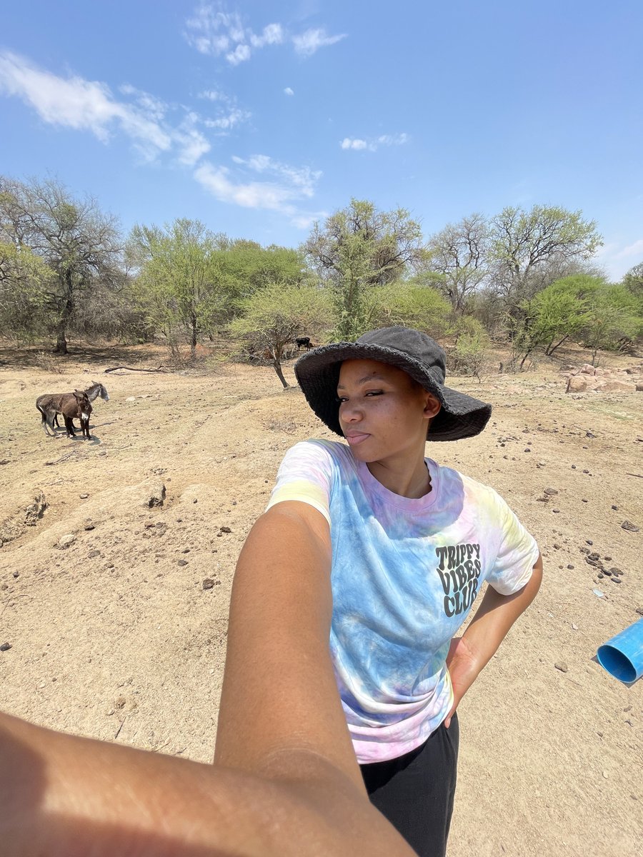 buhlebathabile's tweet photo. “Bush getaway” 🫩🫩🫩 https://t.co/0SmX41NiDK