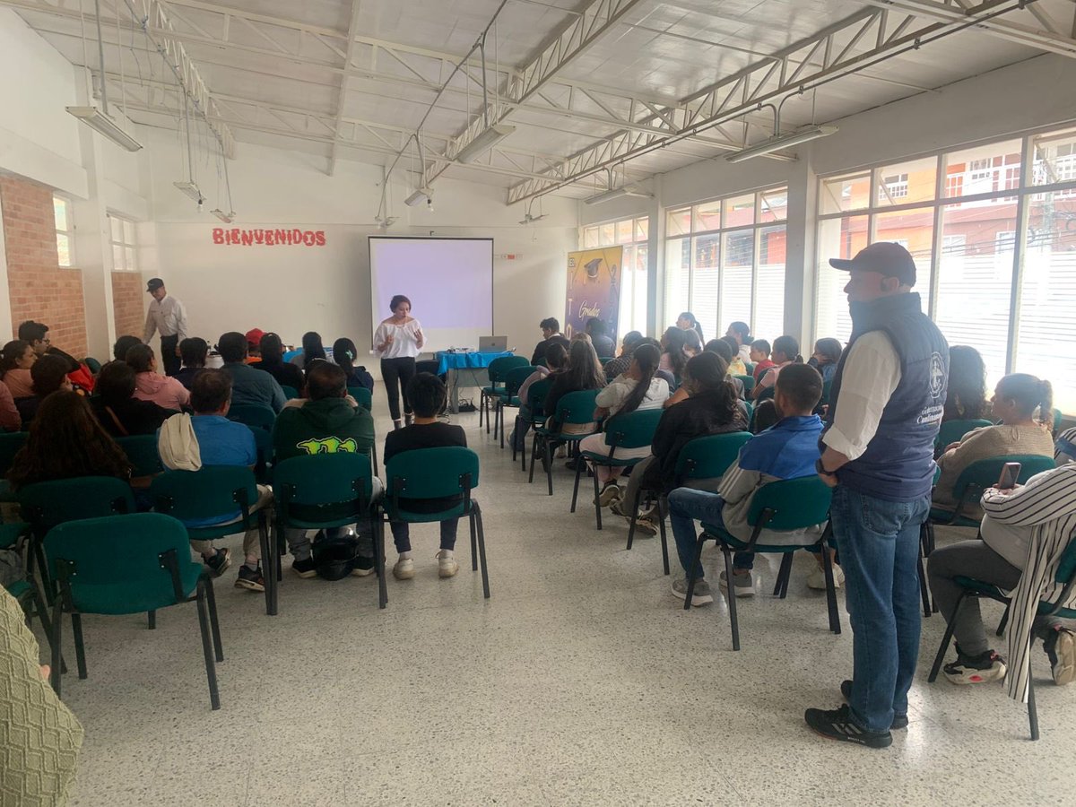 SecGobCundi's tweet photo. #EnTerritorio||🍂Junto a la Comisaría de Familia de #Ubaque realizamos jornada de sensibilización y capacitación a padres de familia del Instituto Técnico de Oriente.
📚 El objetivo: fortalecer la prevención del consumo de sustancias psicoactivas y de la violencia intrafamiliar. https://t.co/erhoPJ2Cdt