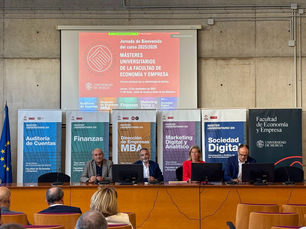 EconomicasUMU's tweet photo. Comenzamos la jornada de Bienvenida: Másteres Oficiales de la Facultad de Economía y Empresa @UMU. Curso 25/26

Actividad enmarcada en el Plan Anual de Orientación 25/26.

#MásteresOficiales @UMU https://t.co/s1gXE8Lyhw