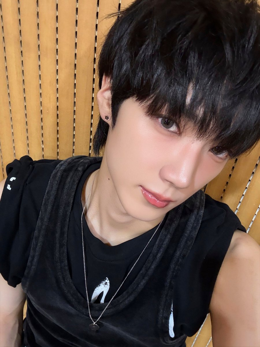 4ulove99's tweet photo. 완전 하유준이아 ㅎㅎ https://t.co/LTLLfApLmk