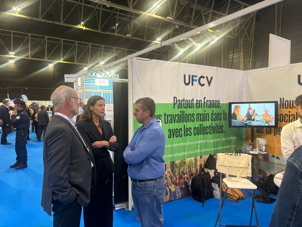 📍 Aux côtés de <a href="/GDarmanin/">Gérald DARMANIN</a> et de <a href="/valerieletard/">Valérie Létard</a>, présente au Congrès des maires du Nord à l’invitation de Bernard Gérard, président de l’Association <a href="/LesMairesDuNord/">Association des Maires du Nord</a>.
Un temps d’échanges et d’écoute des besoins de nos élus, auquel je tiens particulièrement. 

À cette occasion,