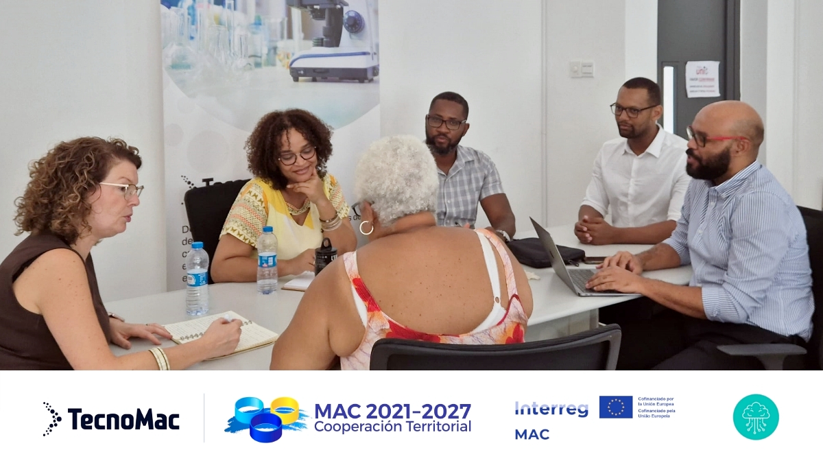 TecnoMac tweet media