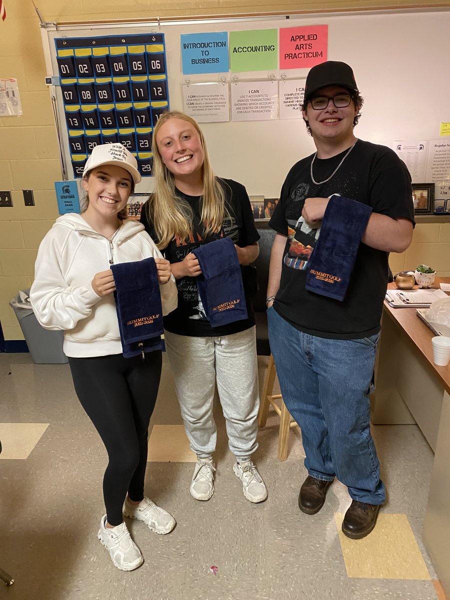 Summit Golf tweet media