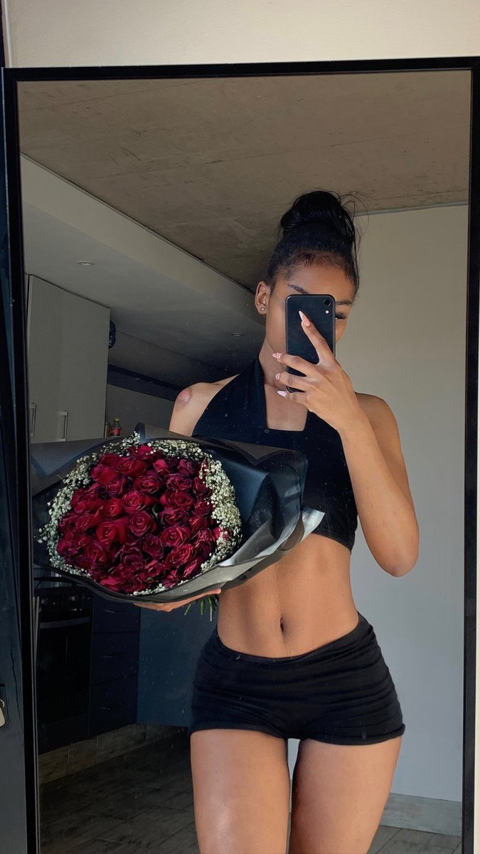 okayytshepi's tweet image. Delivery …📦🌺