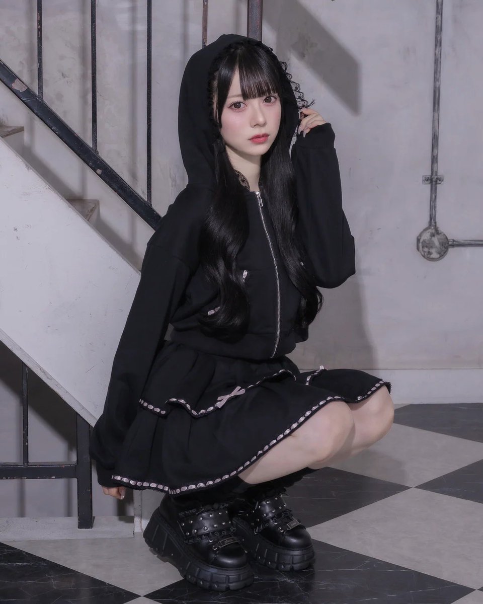 pium フリルベルトボリュームスニーカー ピンク M フリルベルトボリュームスニーカー – pium
