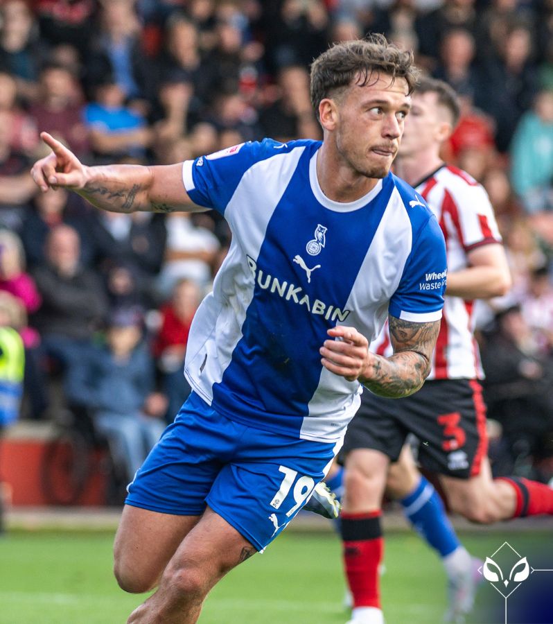 Oldham Athletic tweet media