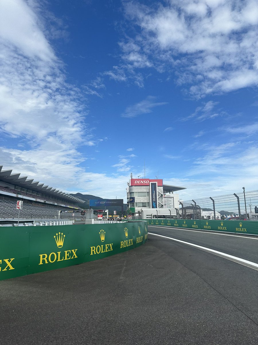 明日からの公式プログラムのためにコースウォークしてきました🚶‍♀️

前回欠場したFRJとPCCJ両方に参戦し、4レース全力で戦います。
PCCJはチャンピオンもかかっていますし、しっかり集中していきます！

世界選手権ならではの雰囲気👍🏻⌚️