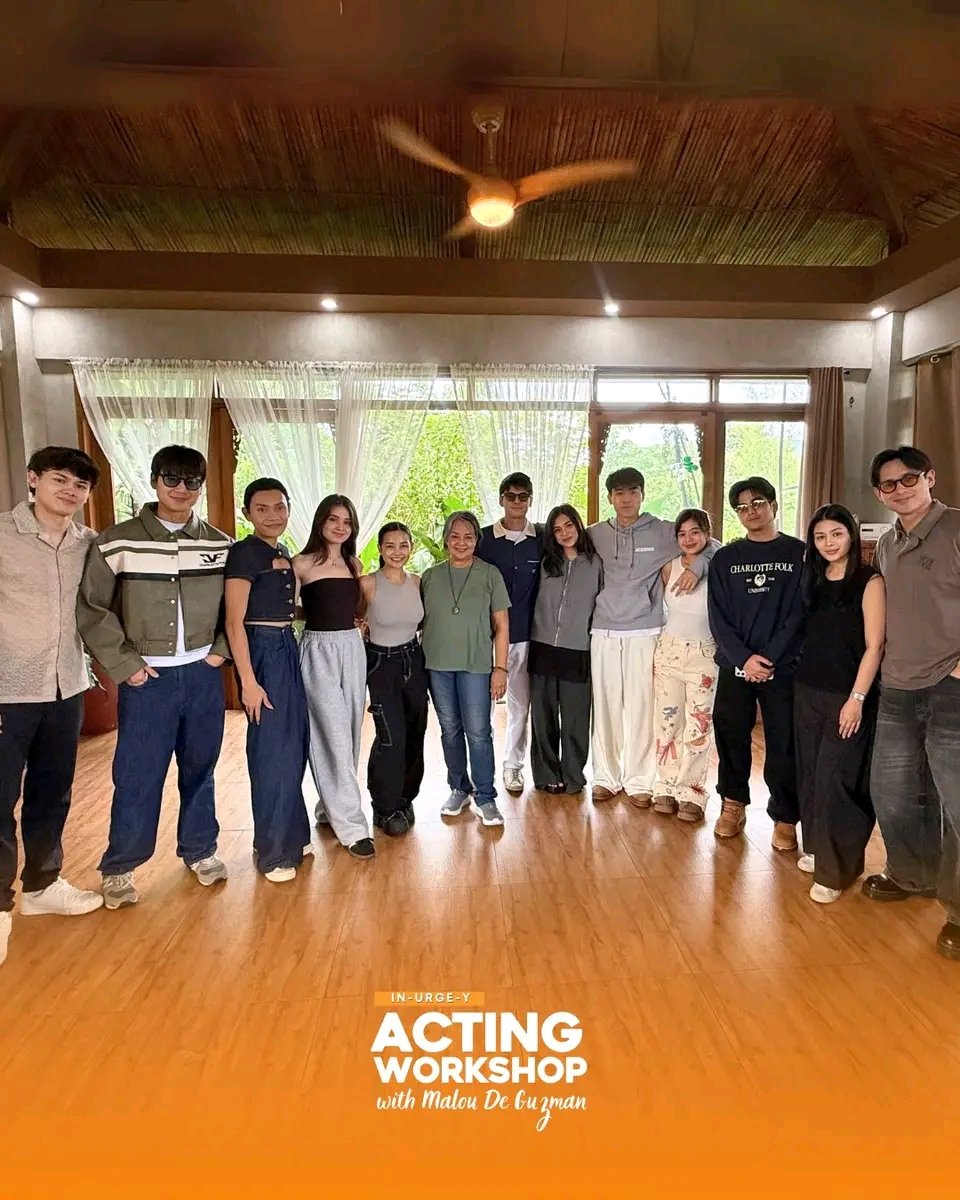 EsMurfsOFC's tweet photo. 💬 FACEBOOK UPDATE ||| 092525 📱

"Privileged to share the craft of acting with the amazing cast of #TheSecretsOfHotel88 as part of their preparations for the series 😍

Grateful to Star Creatives, ABS-CBN, and GMA for the opporunity and trust. 

We can’t wait to see the story unfold soon!"

📝 @/Acting Workshop PH facebook page

#EsnyrRanollo || Esnyr Ranollo