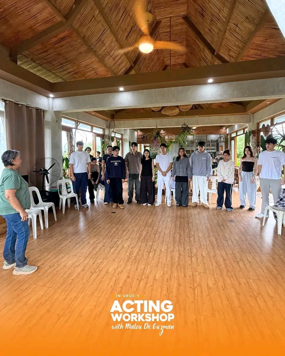 💬 FACEBOOK UPDATE ||| 092525 📱

"Privileged to share the craft of acting with the amazing cast of #TheSecretsOfHotel88 as part of their preparations for the series 😍

Grateful to Star Creatives, ABS-CBN, and GMA for the opporunity and trust. 

We can’t wait to see the story