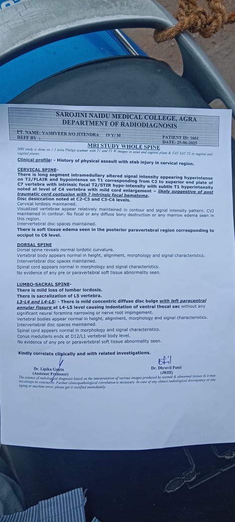 DevendraKumar36's tweet image. सोशल मीडिया द्वारा प्राप्त प्रार्थना पत्र की उच्च स्तरीय जांच कर उचित कार्रवाई एवं मुकदमा पंजीकृत करने की कृपा करें  जानकारी के अनुसार कुछ महीने पुरान बताया जा रहा है@Uppolice @yadavakhilesh @BhimArmyChief @CPAgra_ @myogioffice @agrapolice