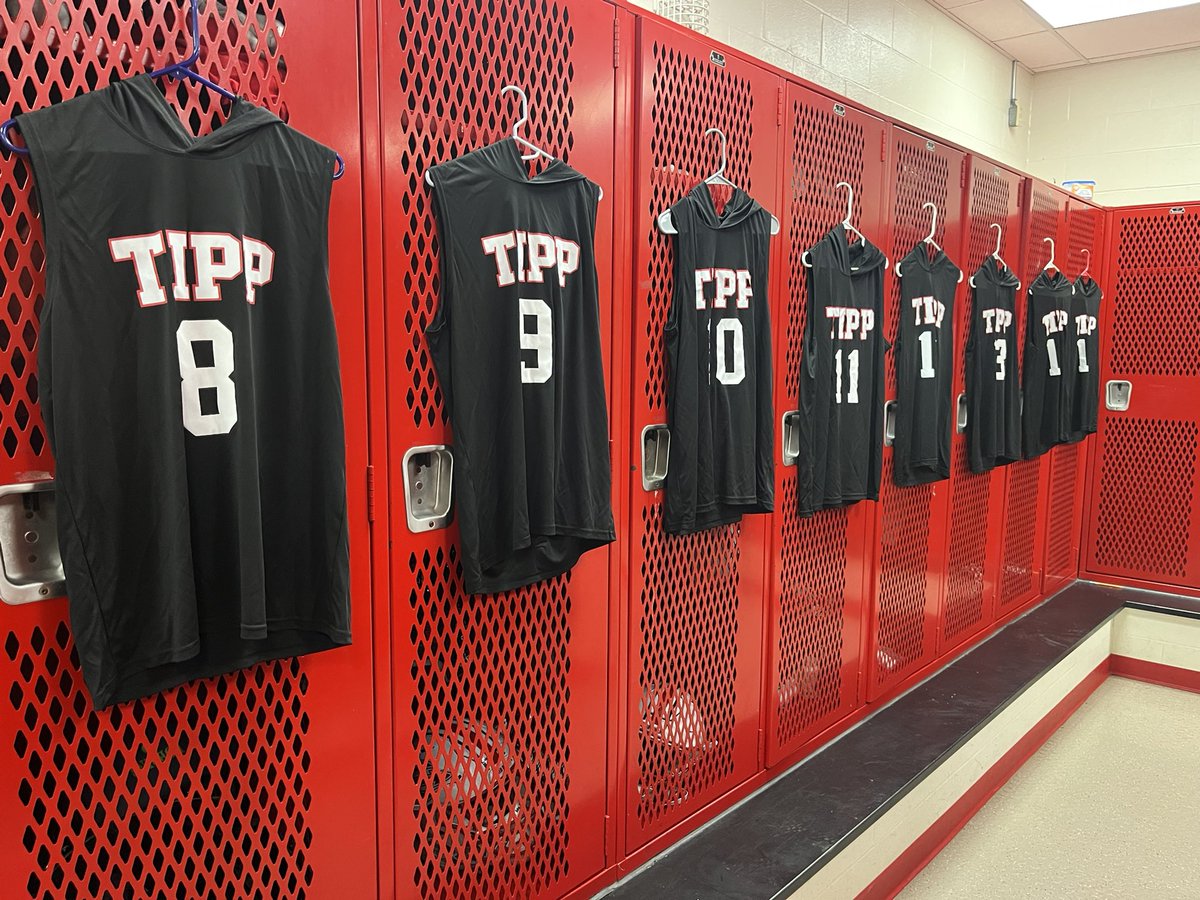 TippFB's tweet image. IT’S GAMEDAY RED DEVILS!! We GET TO play today!! Thursday Night Lights in City Park!! Life’s not about expecting, hoping, or wishing. It’s about doing, being, and becoming!! Do your job, be a great teammate, and become the person that is best for this team!!
#believeit
#mudita