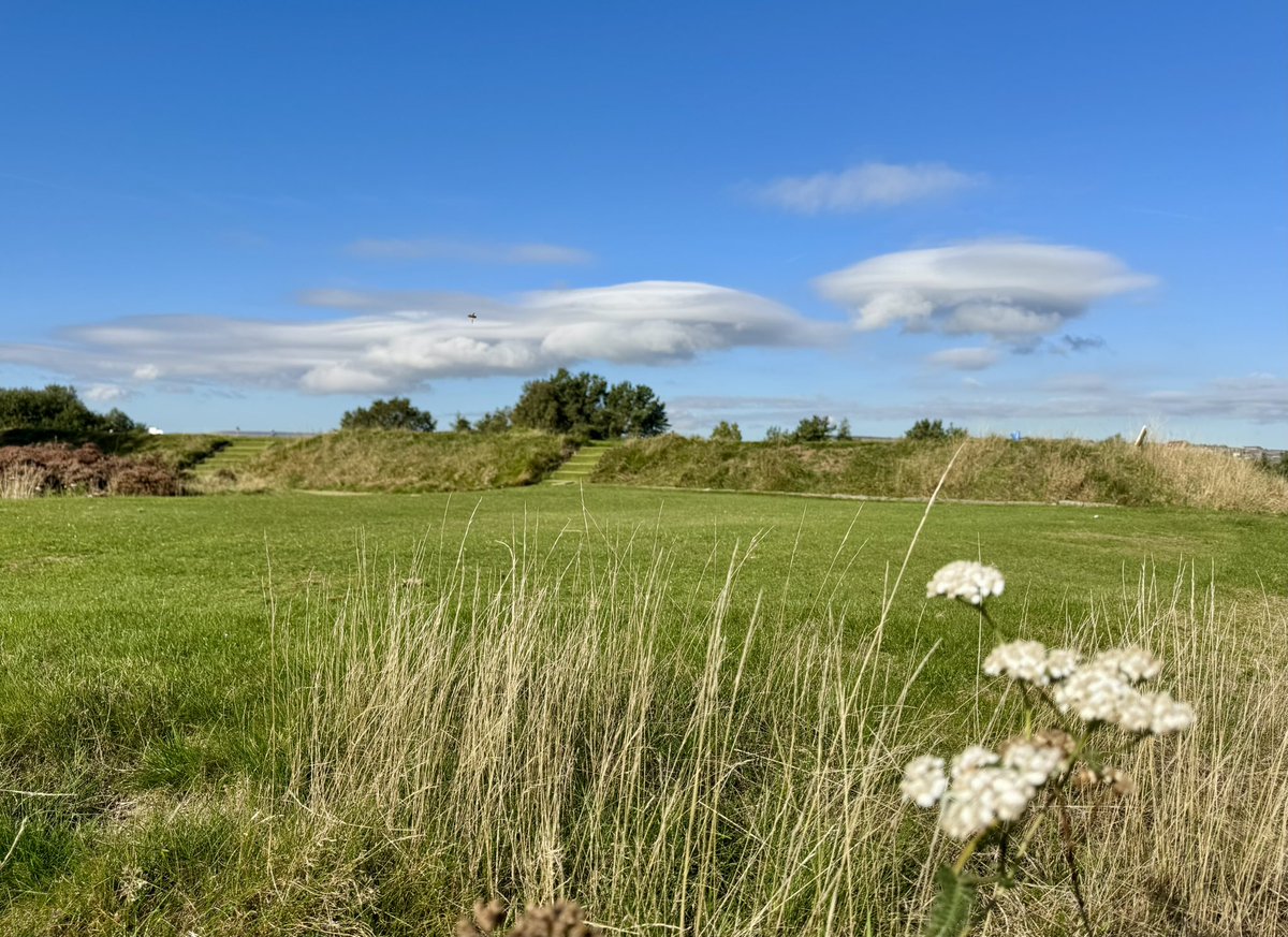 #paultheweatherman
Cloud formations <a href="/CroslandHeathGC/">Crosland Heath Golf Club</a>