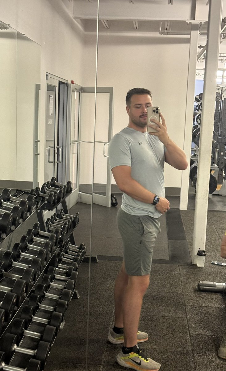 b_gart's tweet image. Rise and shine it’s time to grind