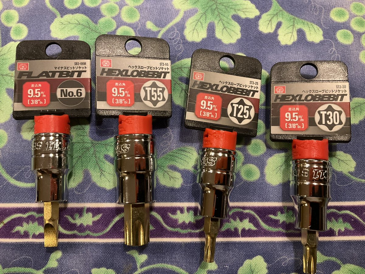 KTM819O4's tweet image. #XGRIP #ToolBox #機能的なものは美しい #全然ダメじゃん #入らない
