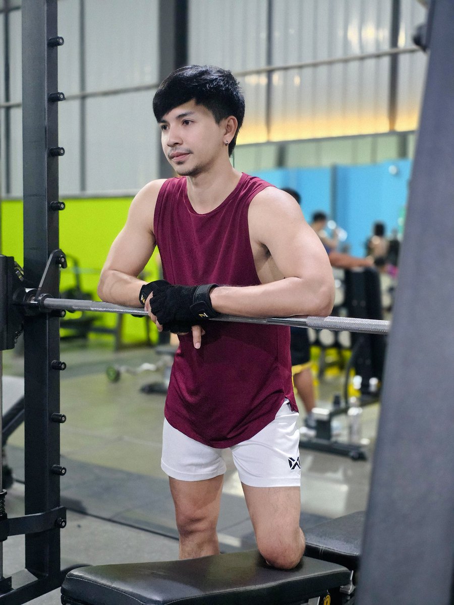 ความรักก็เหมือนน้ำทะเล...ที่เทเท่าไหร่ก็ไม่เคยเต็ม 😪