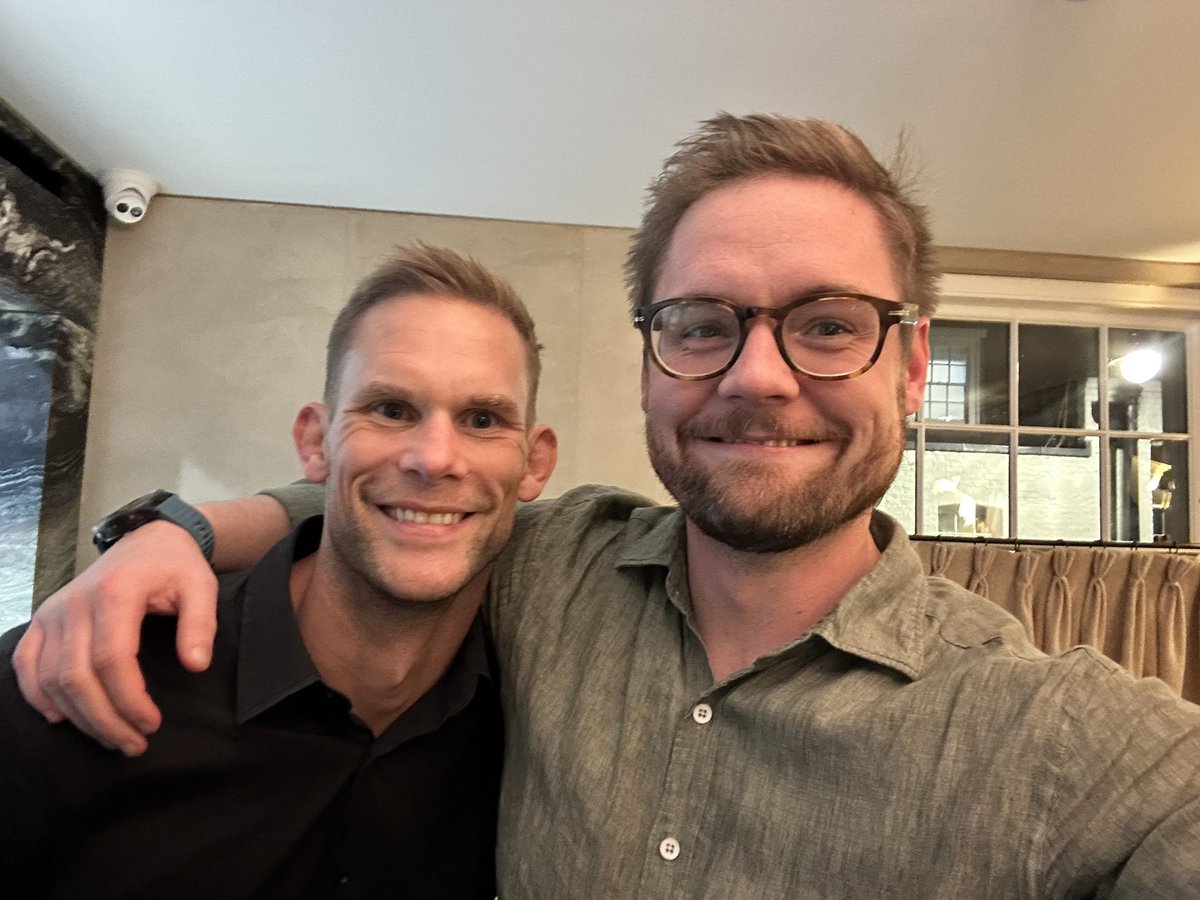 DavidMagee's tweet image. Great times with the @Shopify crew in London yesterday. Shared the stage at @ecommerceexpo, and had dinner with a great group of CTOs and leaders across retail brands and merchants, joined by Bobby Morrison. Most importantly…meeting our legend of system architecture - Markus!