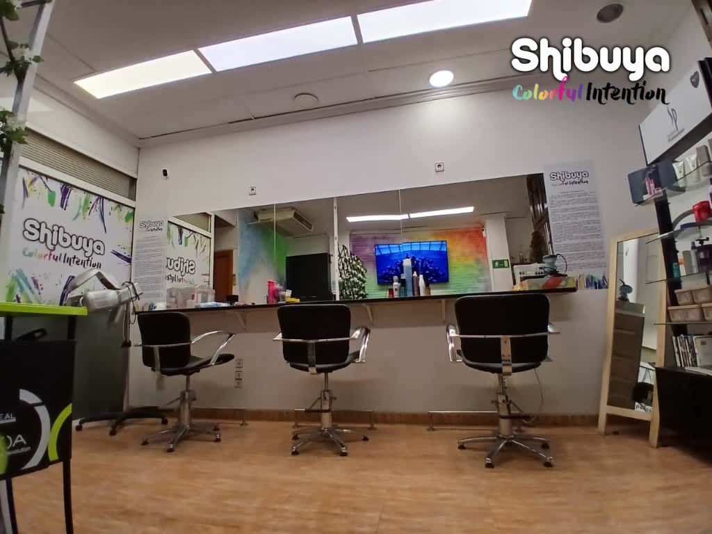 ShibuyaGroup's tweet photo. ✨¡Shibuya crece!✨
Nuevo salón en Santa Coloma de Gramenet 🎉
💇‍♀️ Especialistas en extensiones de máxima calidad 🌈

📍 Carrer de Prat de la Riba, 16
📞 Reserva tu cita 👉 https://t.co/Hdu0BbT0Ra https://t.co/grcR7U8zfx