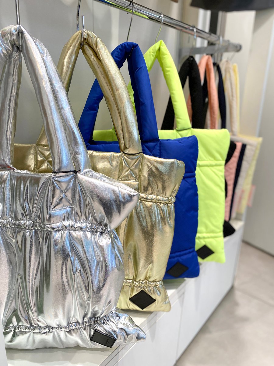 プレスMです♪新業態のセレクトショップ「Ribbon hakka」のPOP UP SHOPが今日から新宿ルミネでスタートしました！●ルミネ新宿 ルミネ1-2F SPOT I  10/7(火)まで⇒x.gd/PpUE1
#popupshop
#新宿ルミネ
#韓国雑貨
#韓国ブランド
#メゾンドコットン
#犬柄
#warmgreytail
#bunny