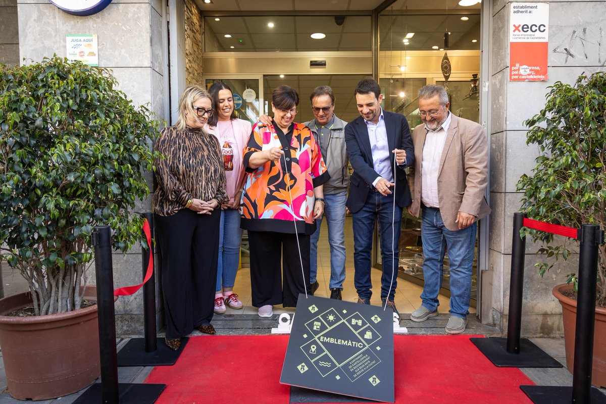 🏪 ¡Más de 50 años al servicio del barrio!
👏 ¡Gracias por formar parte del #castelldefelscomercio local !