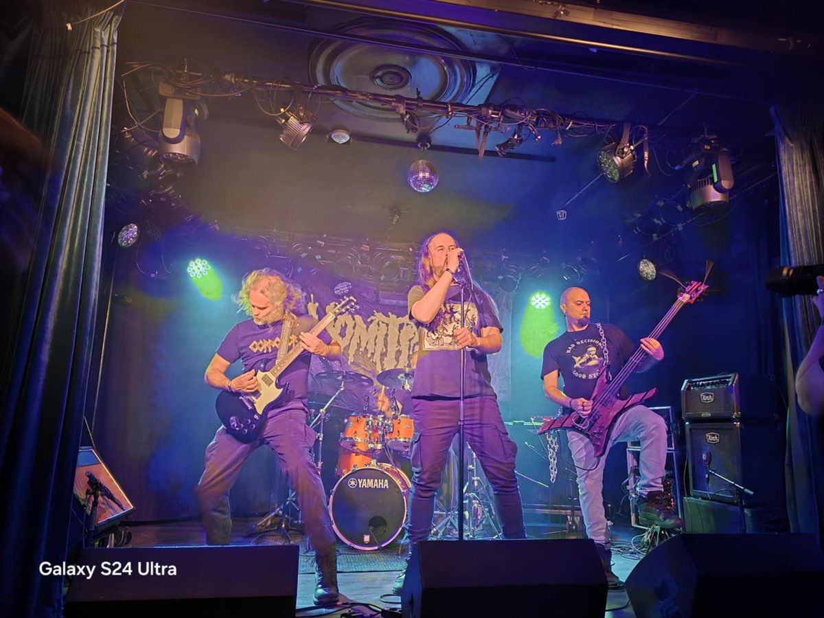 We had a great time playing at Isak yesterday. Thanks to all of you that showed up and made this a hell of a night.
Also thanks to Aquanaut for sharing the stage and performing a great show.
We will be back Friday at Legend Metalfest Trondheim. Show up early to be Vomitized!