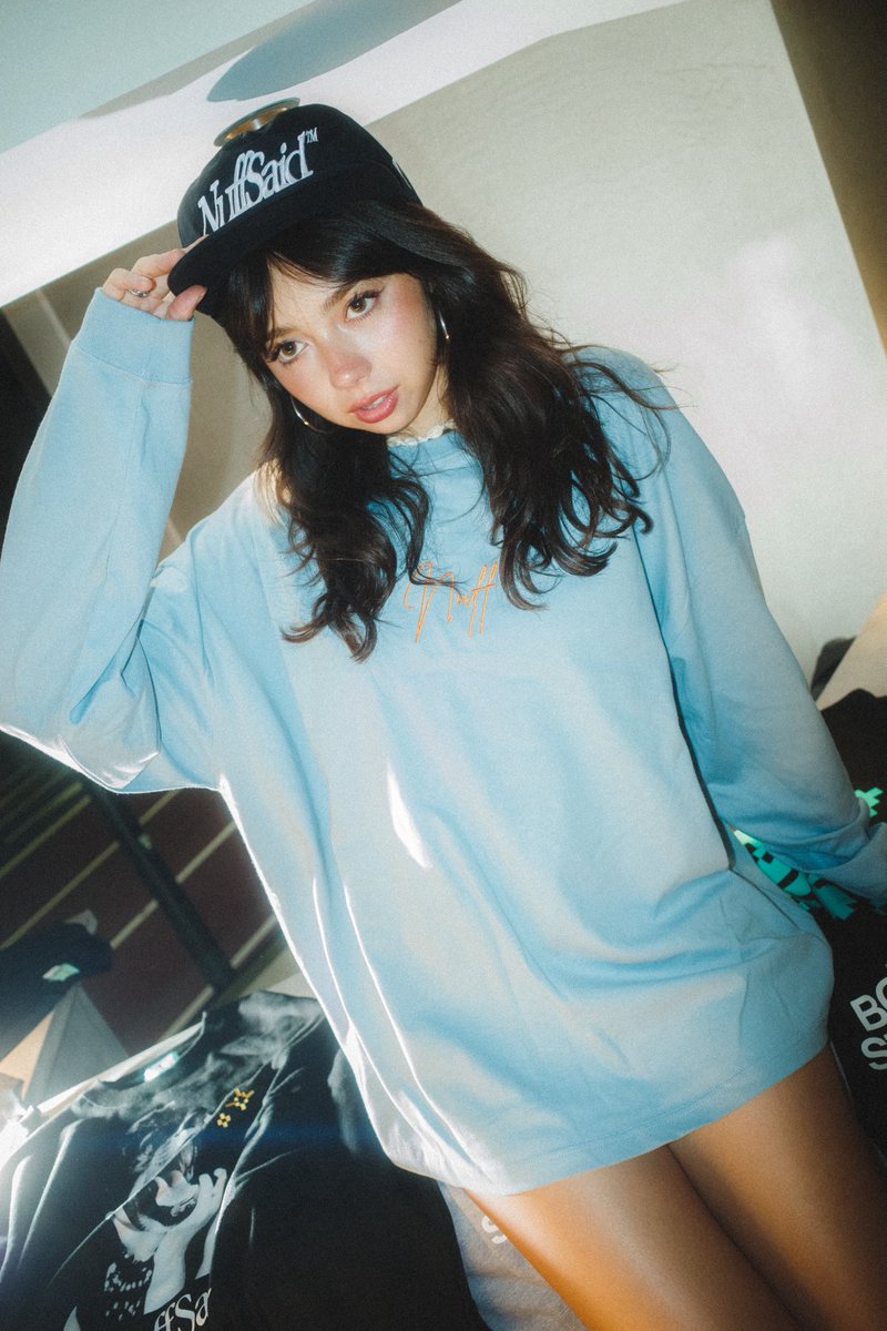 BADARTISHERE's tweet photo. GRⅢ portrait 📸 https://t.co/WAXtwUP9CK