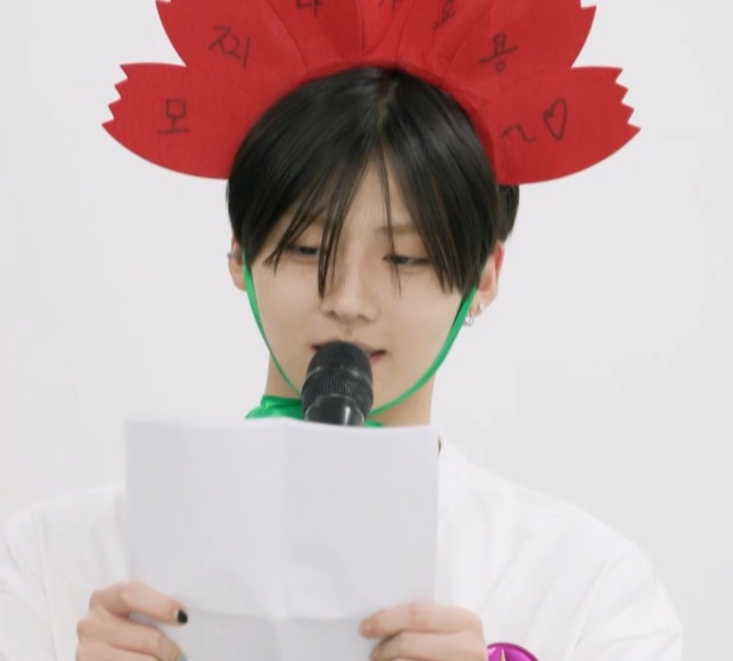 kku_0508_'s tweet image. 유치원학예회인가요?