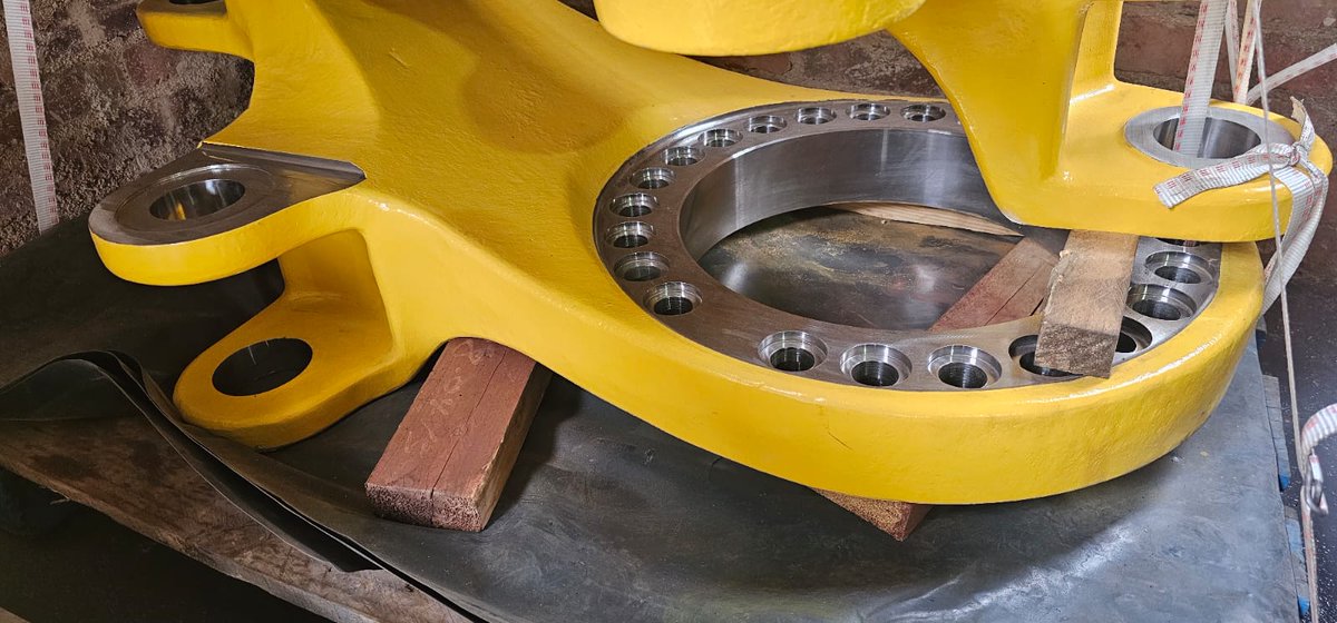 AfricaMachinery's tweet image. 🛠️ 𝗞𝗼𝗺𝗮𝘁𝘀𝘂 𝟴𝟲𝟬𝗘-𝟭 𝗦𝘁𝗲𝗲𝗿𝗶𝗻𝗴 𝗦𝘂𝗽𝗽𝗼𝗿𝘁 
👤 𝗗𝗲𝘃𝗹𝗶𝗻Grix | 📍 Benoni, Gauteng | 📞 +𝟮𝟳 𝟴𝟮 𝟵𝟵𝟬 𝟮𝟴𝟵𝟯
🔗 machineryandequipment.co.za/ad/komatsu-860…

💪 𝗟𝗶𝗸𝗲, 𝗦𝗵𝗮𝗿𝗲&amp;amp; 𝗙𝗼𝗹𝗹𝗼𝘄 𝗨𝘀!

#Komatsu #Mining #KomatsuParts #Steering #AfricaMachinery