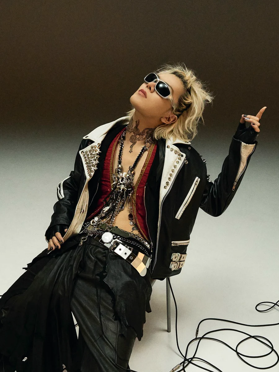 YUTA PERSONA ジップアップパーカー　ピンク　新品未開封　ユウタ 悠太 NCT_OFFICIAL_JP on X: 