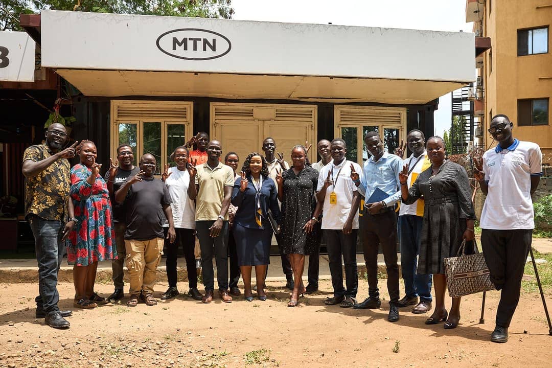 DanielMwaka's tweet photo. We hosted MTN South Sudan CEO Mapula Bodibe at Youth Empowerment Hub! 🚀

MTN is committing to:
🟡 Free high-speed internet
🟡 Skills &amp; mentorship for youth
🟡 A new MoU with YEO

Together, we’re driving #DigitalInclusion &amp; #YouthEmpowerment in 🇸🇸. 💡✨

#MTN #CSI https://t.co/QeIPXV4sr4
