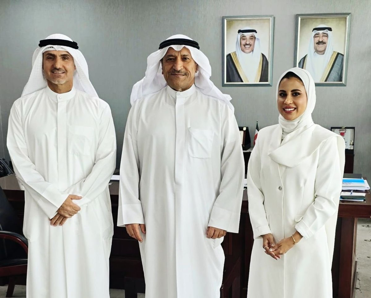 زار وفد الجامعة العربية المفتوحة برئاسة د. صلاح الحمادي ونائبته د. أفنان الخالدي، سعادة د. جاسم محمد العلي مدير عام الجهاز الوطني للاعتماد الأكاديمي والأمين العام لمجلس الجامعات الخاصة بالتكليف، وهنّأوه بمناسبة تكليفه، مؤكدين أهمية تعزيز التعاون الأكاديمي.

<a href="/salah7alhammadi/">Dr. Salah Alhammadi</a>