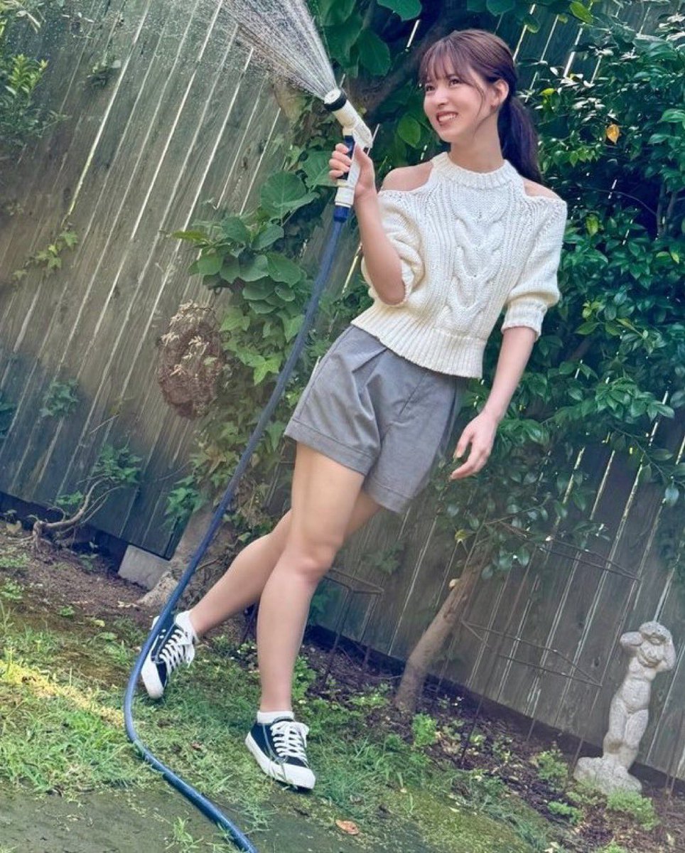 #なりきり  #ゆつletter 

夏にシャワーで涼むの楽しかった♡
やんっ…///もぉ、服にかかったぁ…///エッチ…///