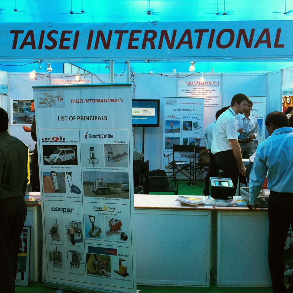 TransTechSystem's tweet image. Throwback to 2010 when we traveled to Lucknow, India to support our distributor Taisei International at the Indian Roads Conference. Attendees gathered around the booth eager to learn about our #PQI301 #NonNuclear #AsphaltDensity gauge. 🚧 #TransTechSystems #ThrowbackThursday